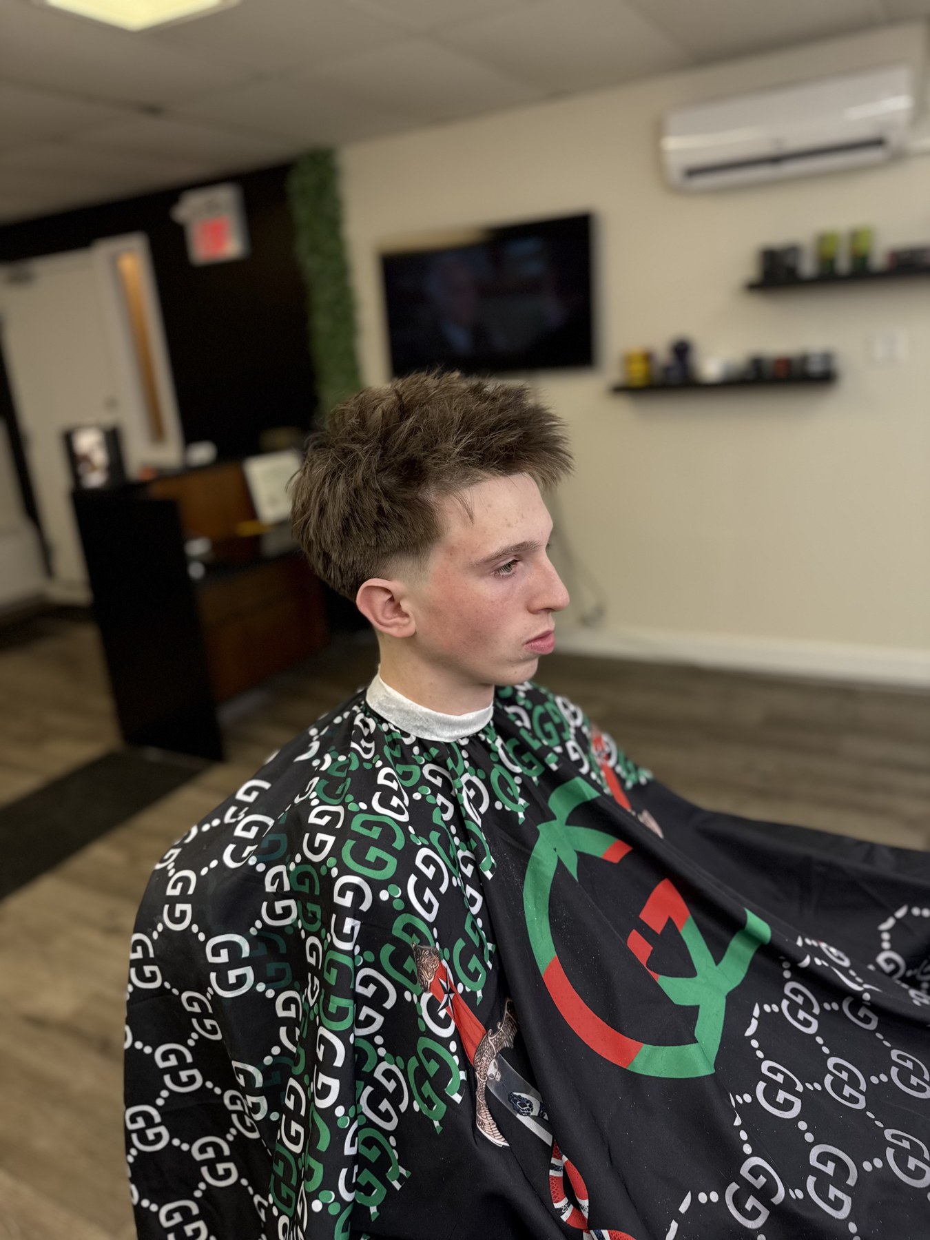 Mid taper fade, textured top with line up